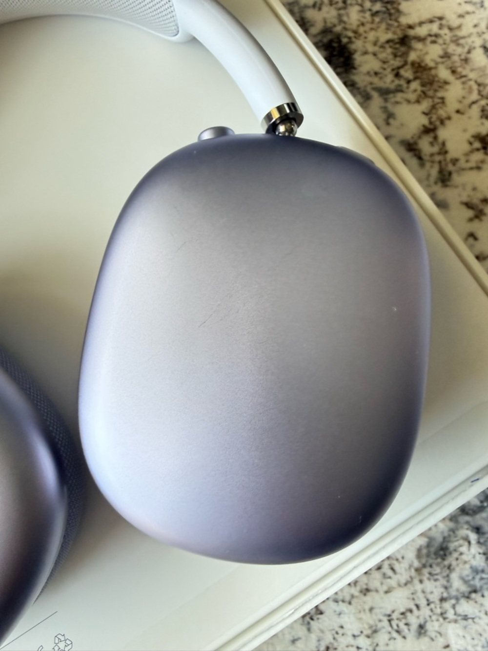 Apple AirPods Max 1 - Lavender Silver Over-Ear Headphones - Picture 8 of 12